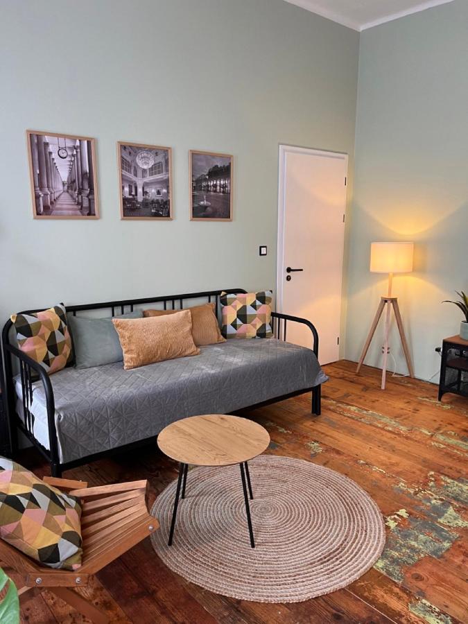 Four Rooms Carlsbad Authentic Κάρλοβι Βάρι Εξωτερικό φωτογραφία